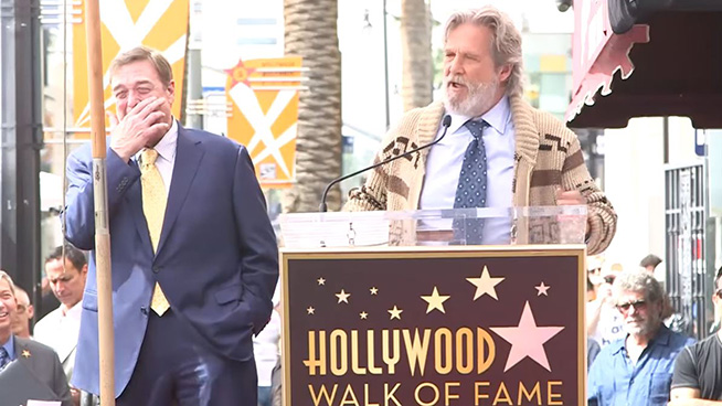 Jeff Bridges Reprises ‘The Dude’ to Honor John Goodman